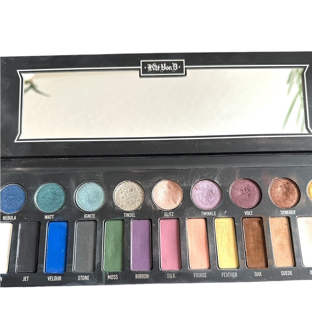 Kat Von D Metal Eyeshadow Palette